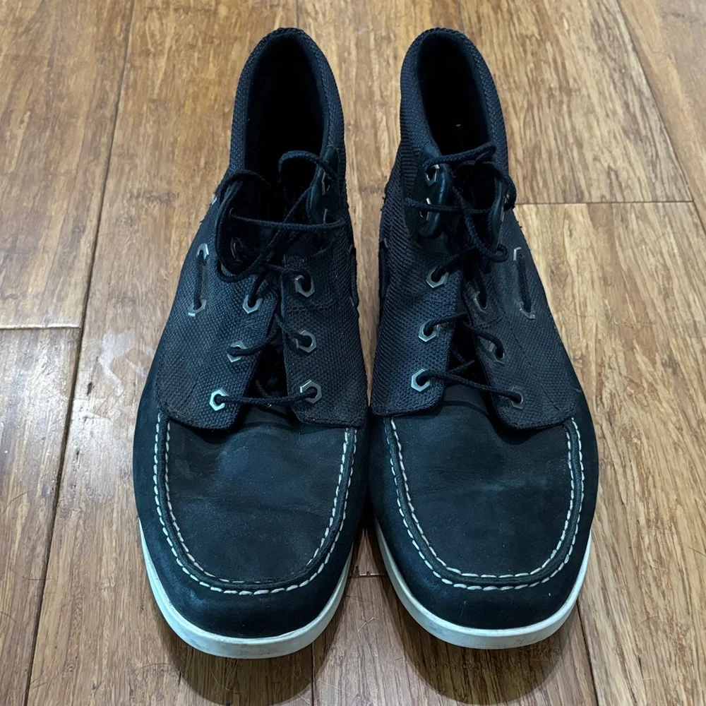 Timberland Men’s Newmarket Black Chukka Outdoor Gear Boots – Size 10.5M